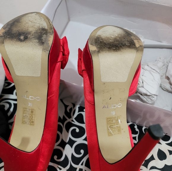 Aldo satin bow front heel , red - Picture 7 of 9